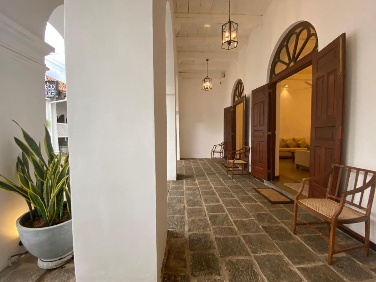 Arches Fort Galle Esterno foto